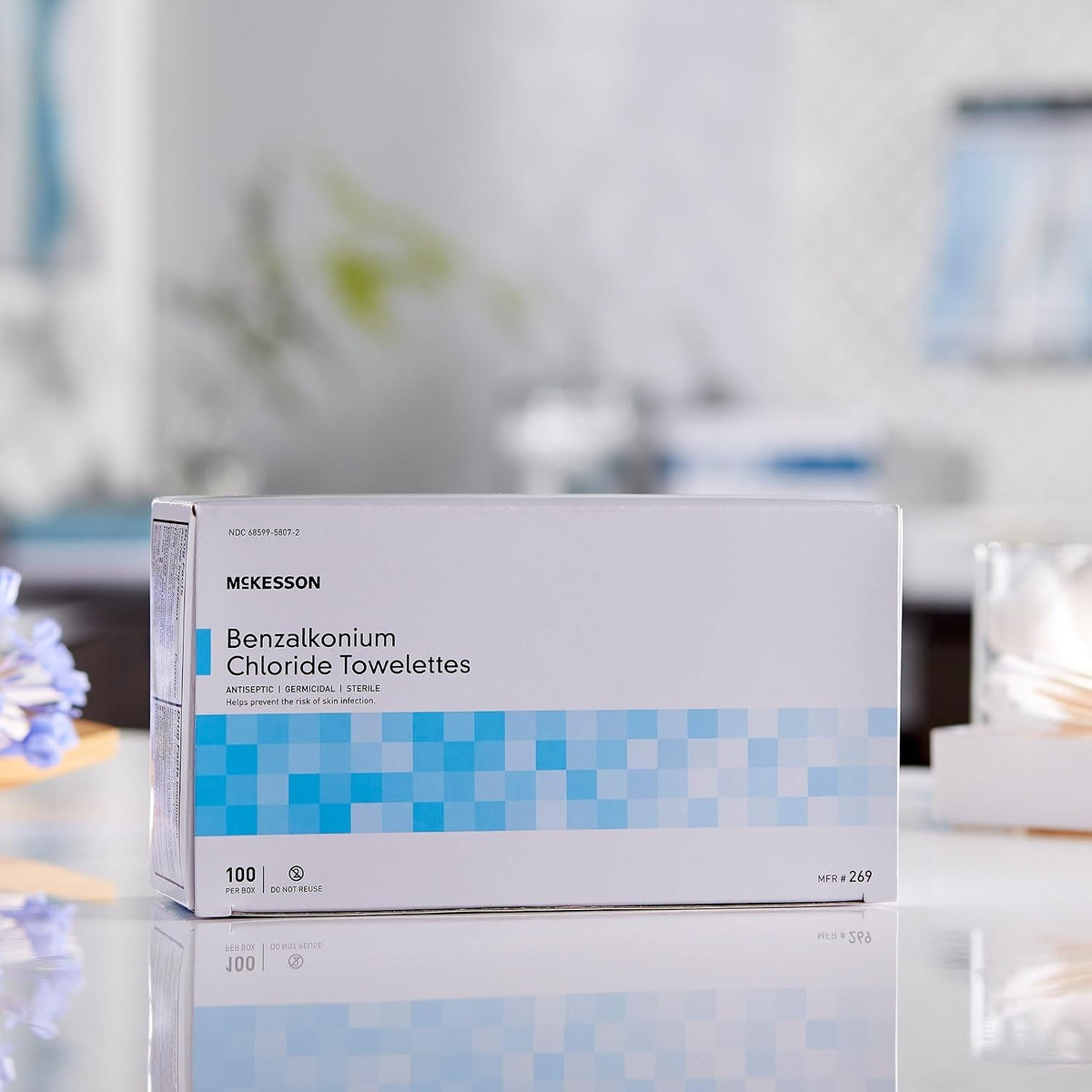 McKesson Benzalkonium Chloride Antiseptic Towelettes, Unscented