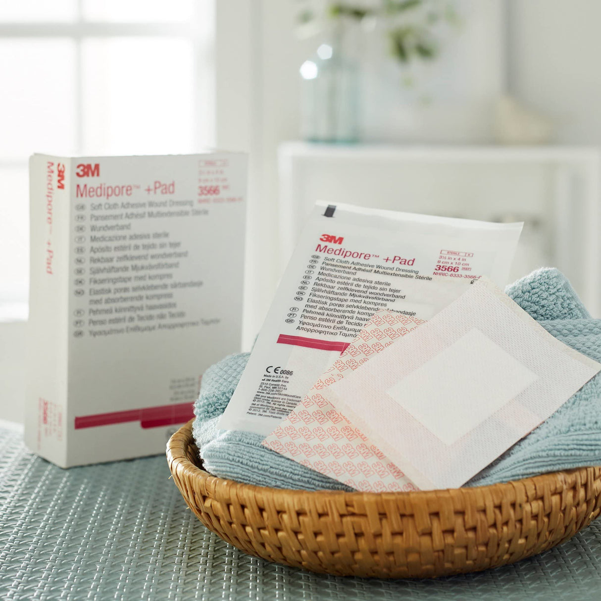 3M Medipore +Pad Soft Cloth Dressings, 2-3/8 x 4 Inch, White
