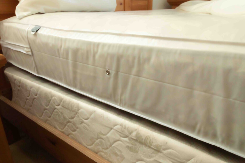 Gary Heavy Duty Plastic Mattress Cover Protector, Full XL