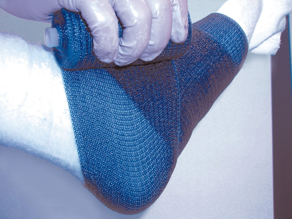 Delta-Lite Plus Cast Tape, Fiberglass, Light Blue - LL Medico