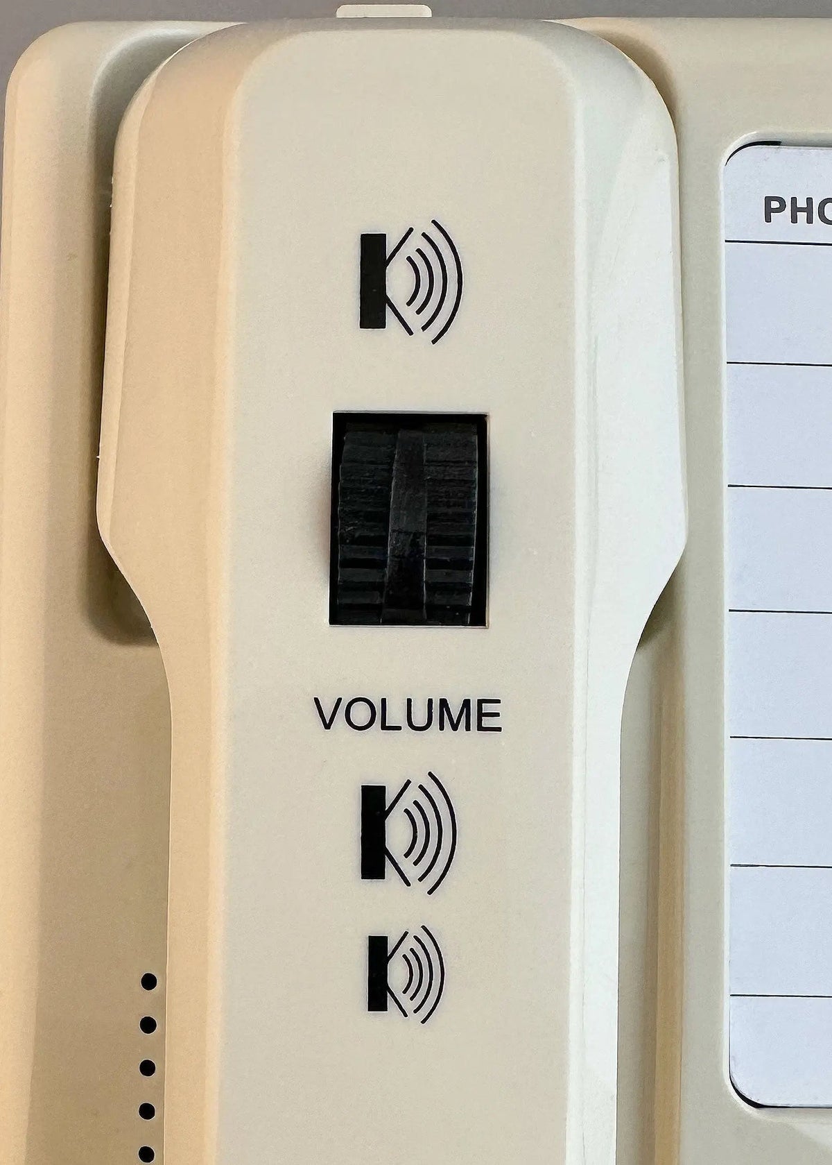 Med-Pat D520U Corded Phone with USB-A & USB-C Charging