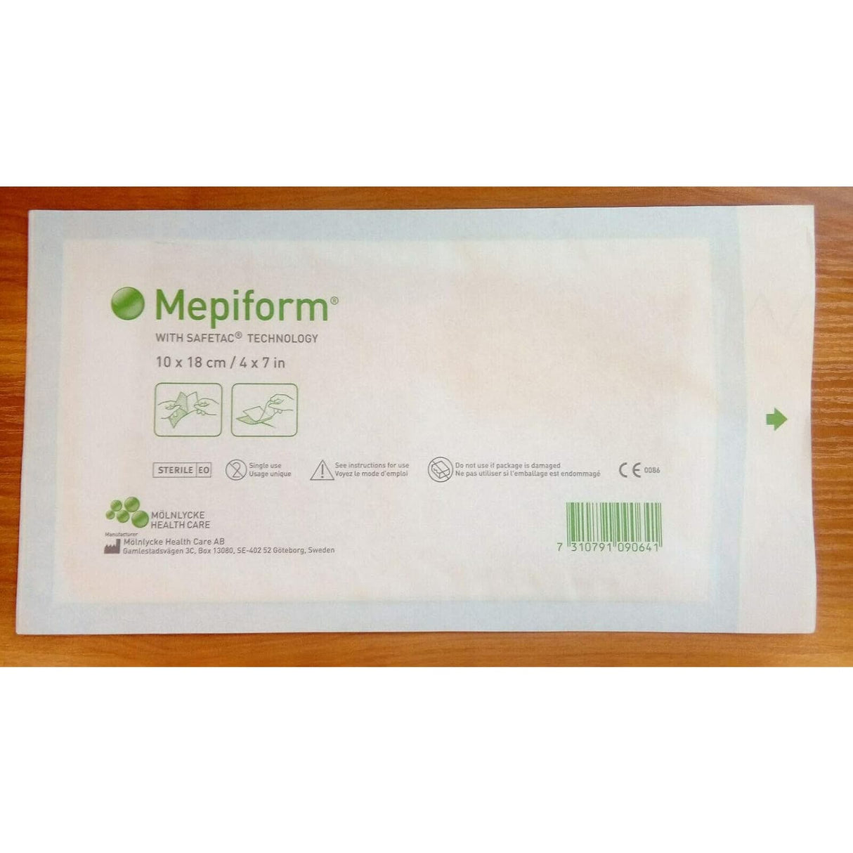 Molnlycke Mepiform Self Adherent Silicone Dressing, 4 x 7 Inch