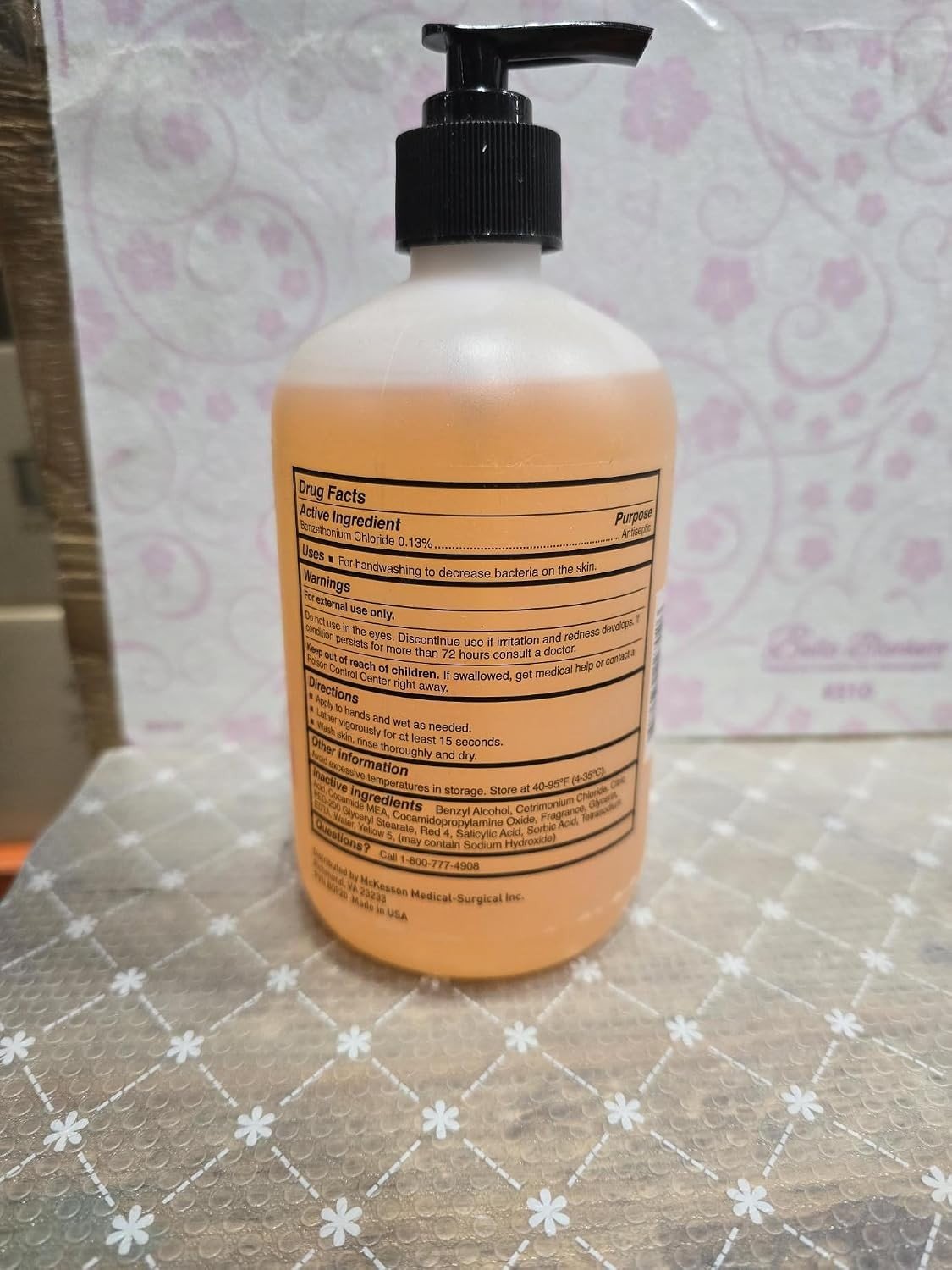 McKesson Antibacterial Soap Liquid with Pump, Clean Scent, 18 fl oz - 53-28067-18-Single - LL Medico